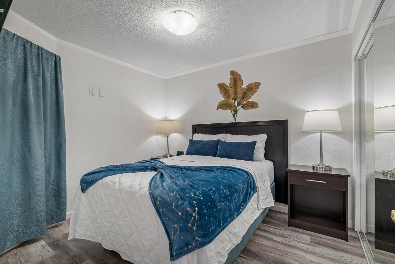 Wake Up To Ocean Views From Your Private Balcony Tampa Exterior photo